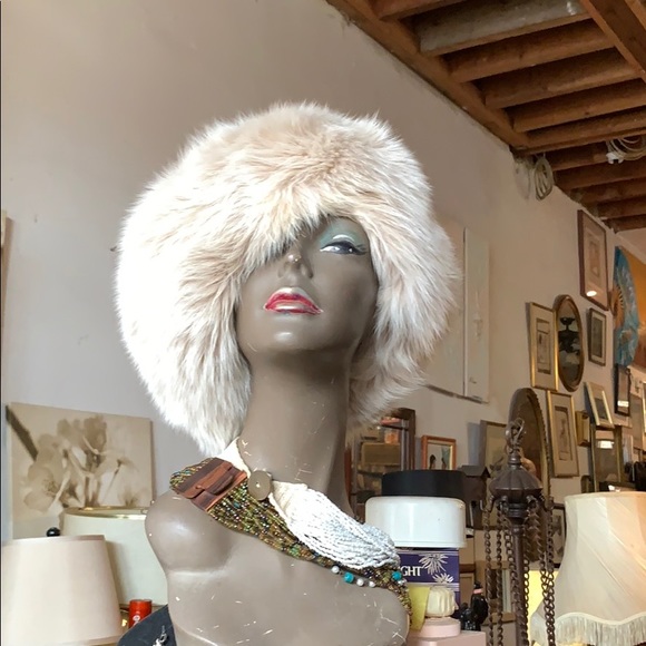 Accessories - Fox Fur hat
